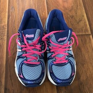 Asics Blue and Pink Athletic Shoes never worn tag removed. Gel-exalt2